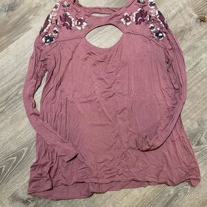 Women’s Long Sleeve Floral Cutout Top - Dusty Rose